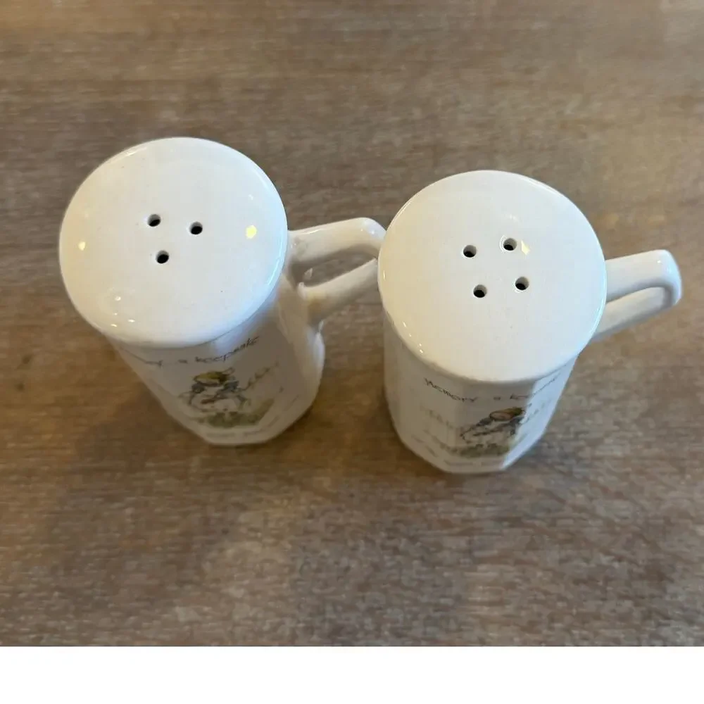 HOLLY HOBBIE Vintage Porcelain Salt & Pepper Shakers 1974 unused